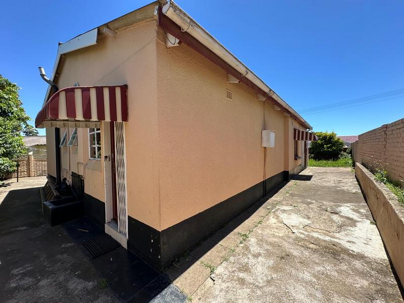 3 Bedroom Property for Sale in Ikwezi Eastern Cape